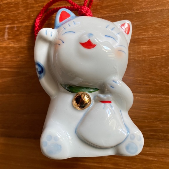Japanese Ceramic Lucky Cat (Maneki Neko) Wind Chime - Picture 1 of 8